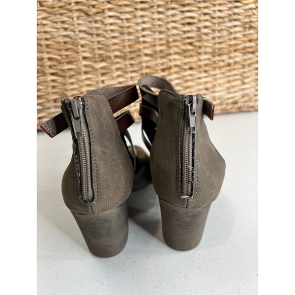 Madden Girl Women's‎ Open Side Strap Buckle Ankle Boots Gray/Brown Heel Size 7 - Picture 4 of 11